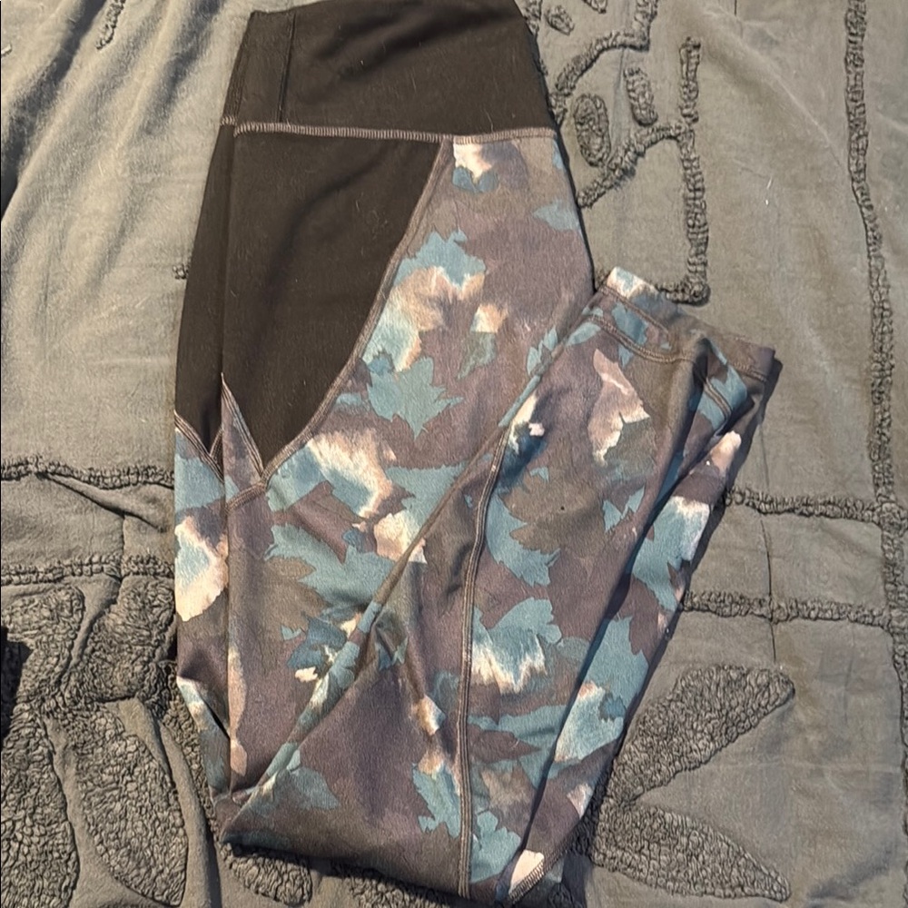 Patagonia Women’s work out leggings
